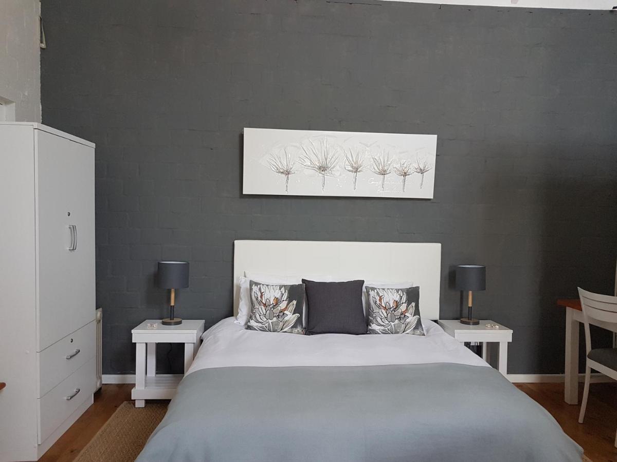 West Coast Seaside Getaway Hotell Grotto Bay Exteriör bild
