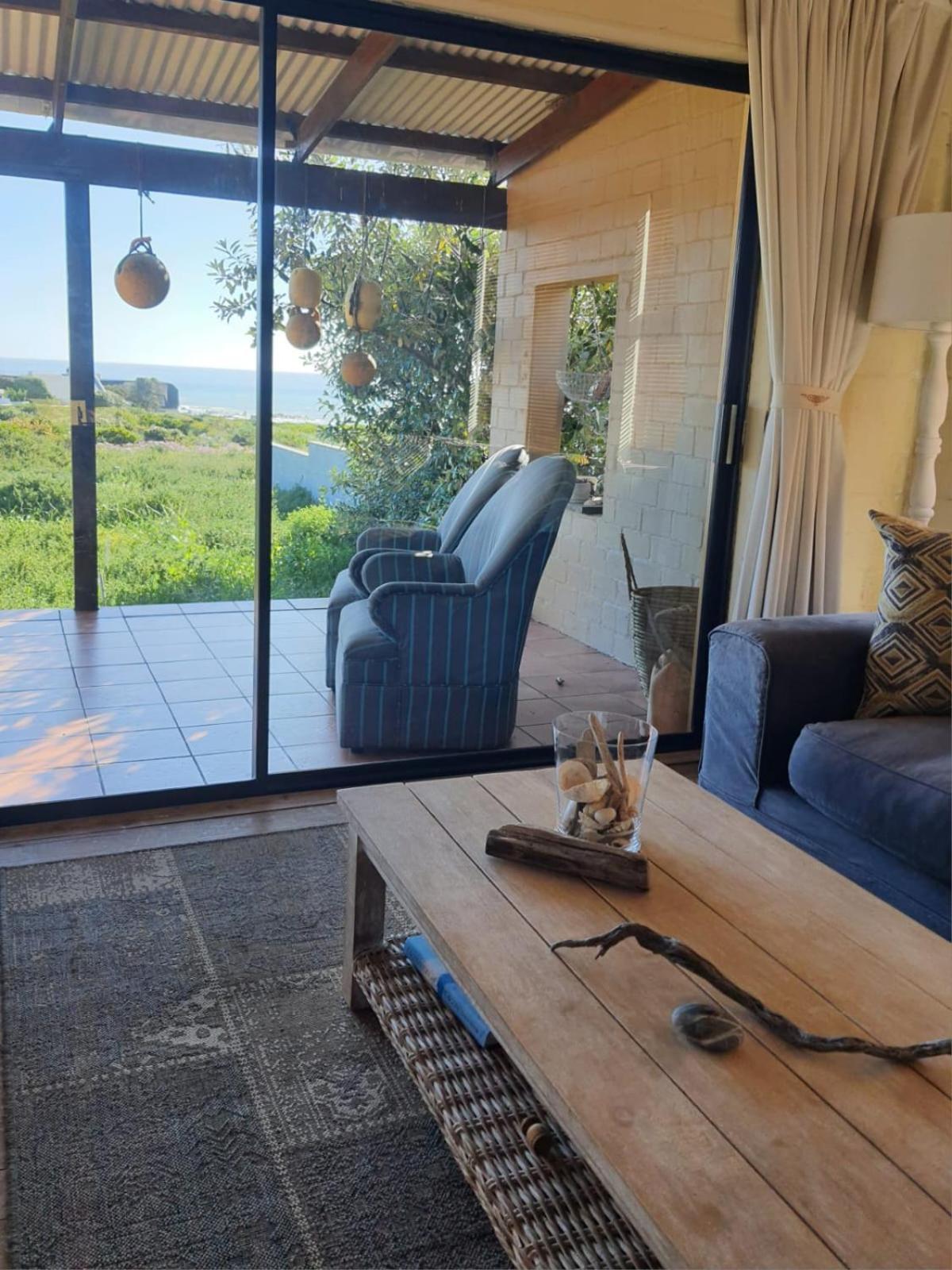 West Coast Seaside Getaway Hotell Grotto Bay Exteriör bild