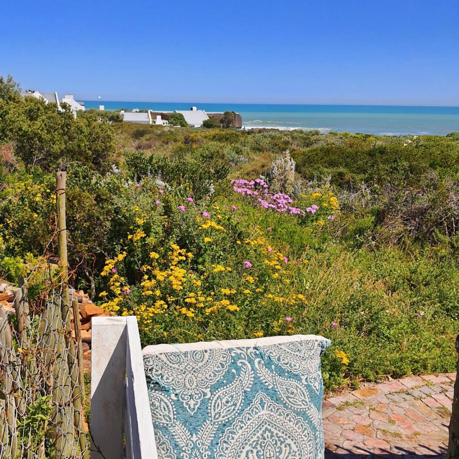 West Coast Seaside Getaway Hotell Grotto Bay Exteriör bild