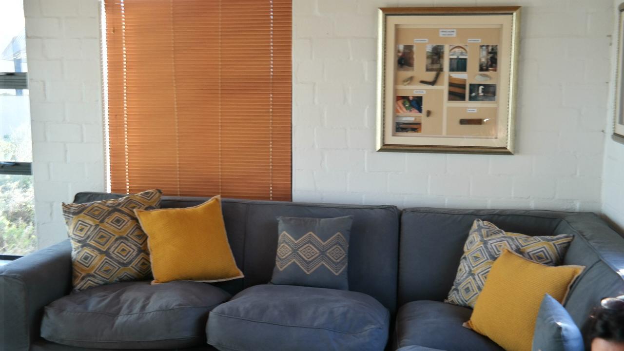 West Coast Seaside Getaway Hotell Grotto Bay Exteriör bild